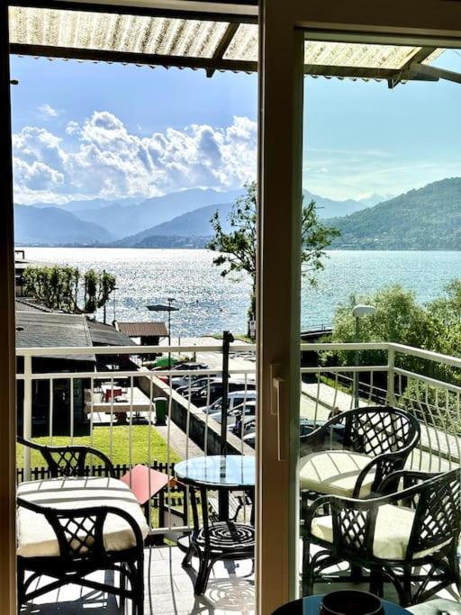 Lilly Del Lago Maggiore Castelveccana エクステリア 写真